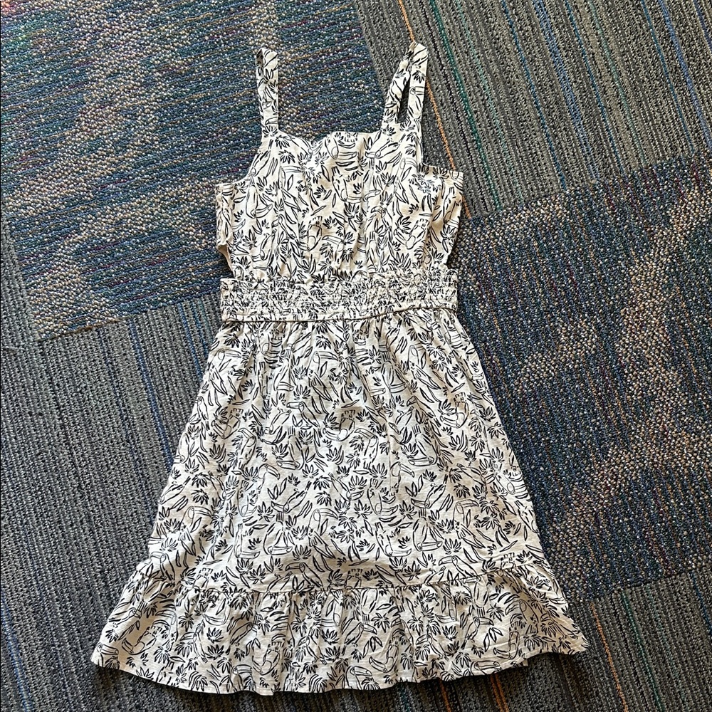 Super Cute Tropical Print Dress with Side Cut Outs